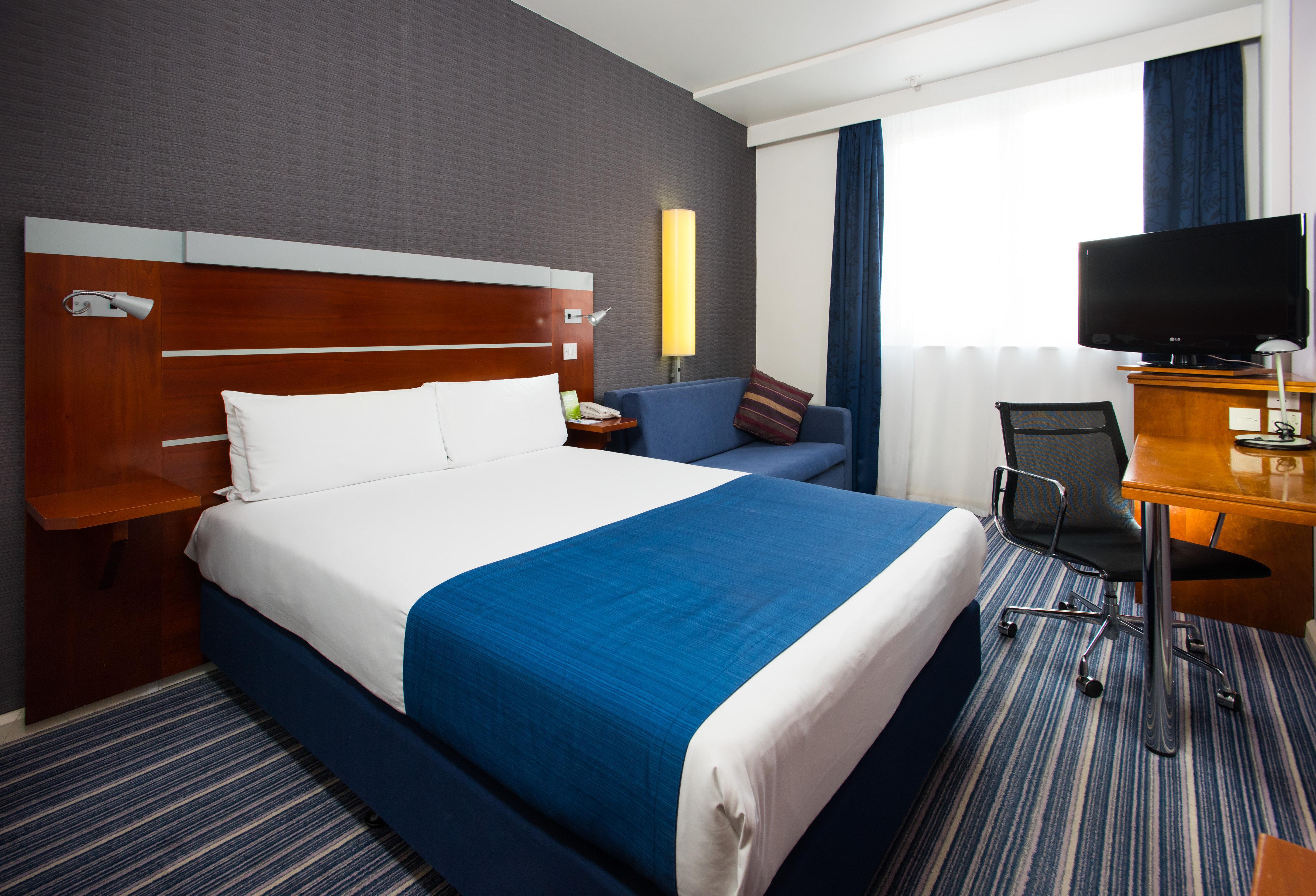 Holiday Inn Express London-Wimbledon-South, An Ihg Hotel Εξωτερικό φωτογραφία