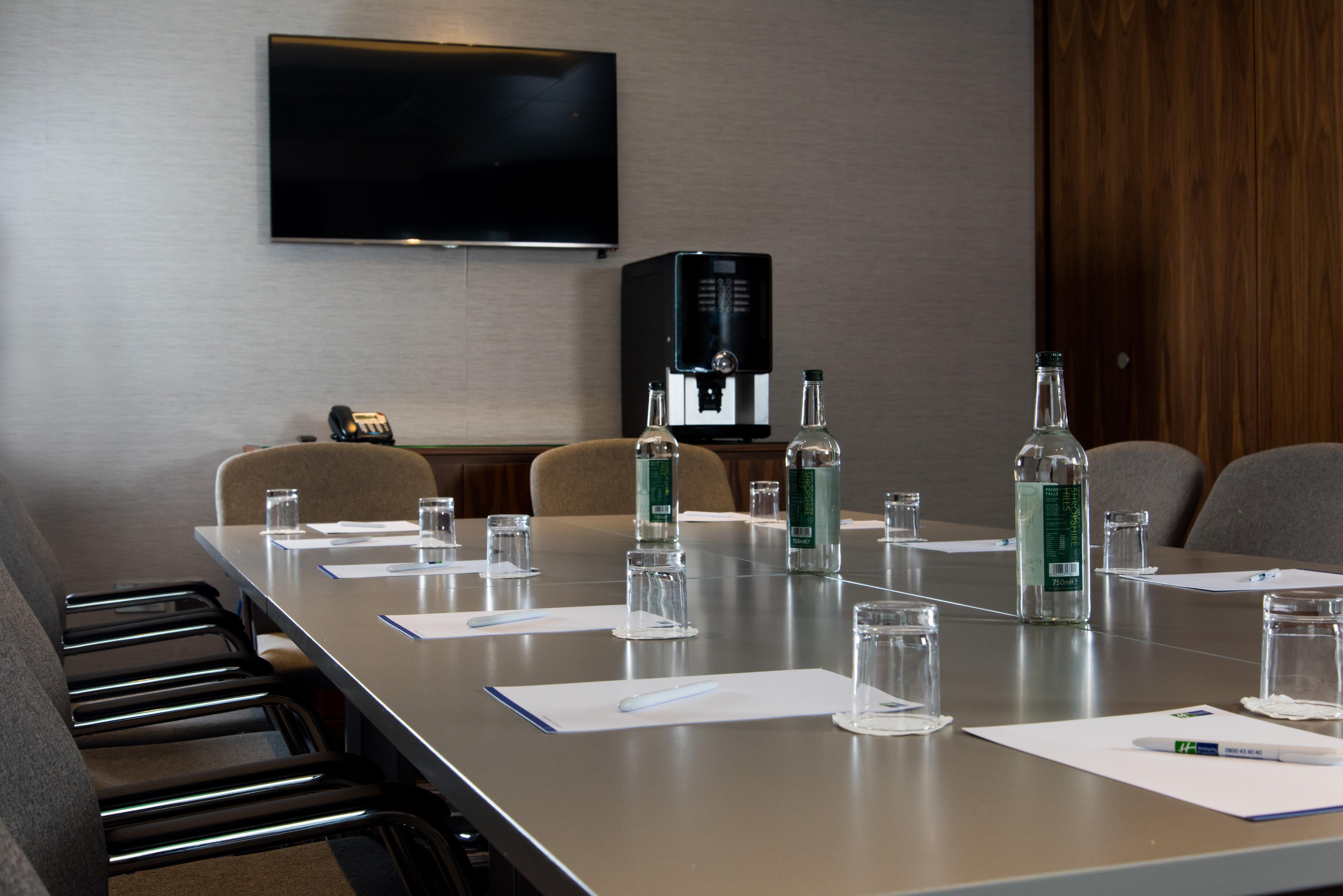 Holiday Inn Express London-Wimbledon-South, An Ihg Hotel Εξωτερικό φωτογραφία