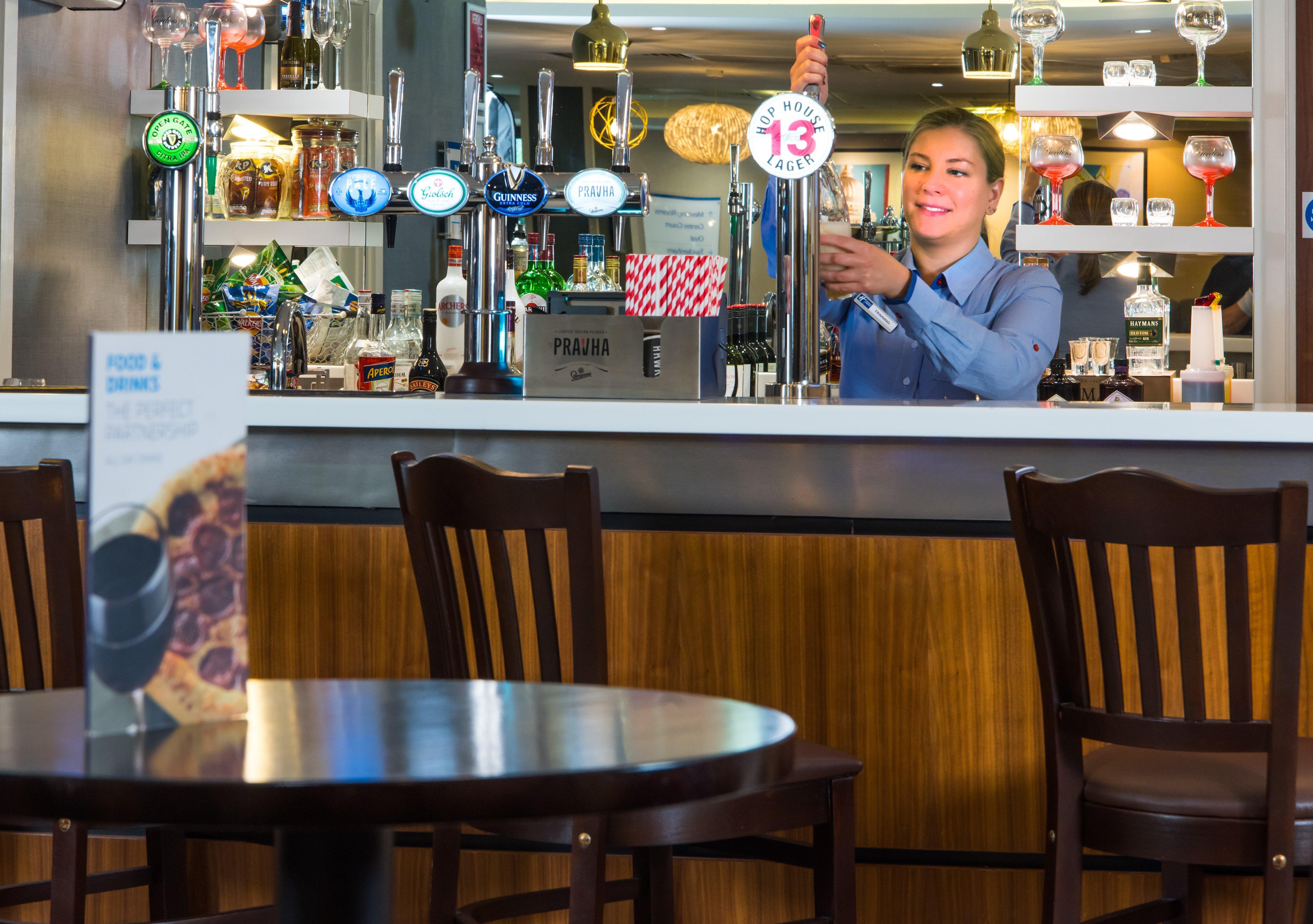 Holiday Inn Express London-Wimbledon-South, An Ihg Hotel Εξωτερικό φωτογραφία