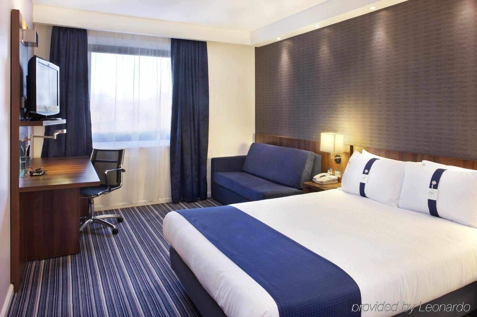 Holiday Inn Express London-Wimbledon-South, An Ihg Hotel Δωμάτιο φωτογραφία